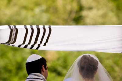 Jewish Wedding Ceremony Traditions on Modern Jewish Wedding Traditions Iii A Practical Wedding Ideas